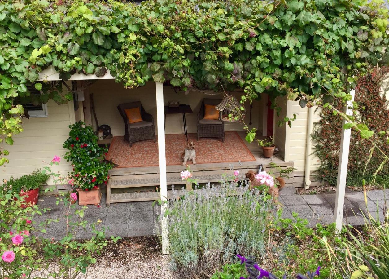 Llarrinda Bed&Breakfast Foster Exterior foto